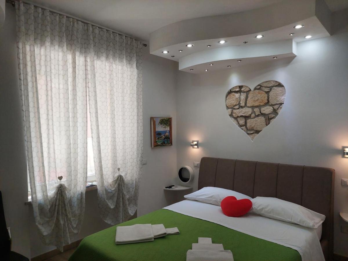 Vapama Rooms เวโรนา ภายนอก รูปภาพ