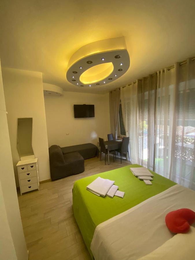 Vapama Rooms เวโรนา ภายนอก รูปภาพ