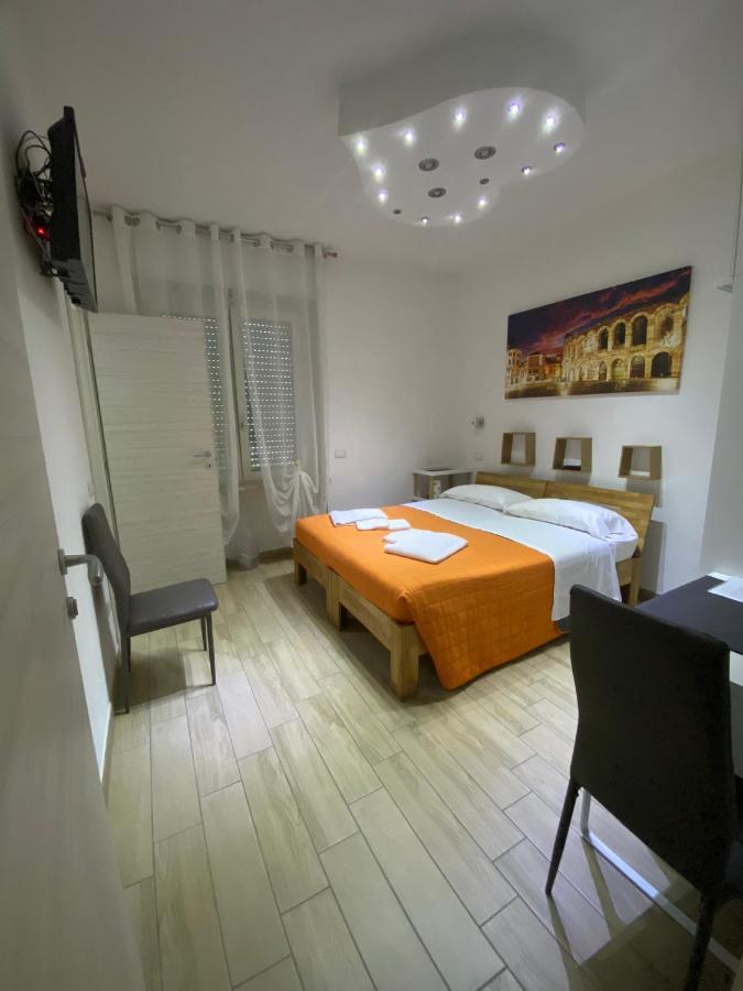 Vapama Rooms เวโรนา ภายนอก รูปภาพ